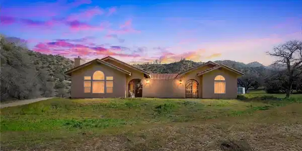 11701 Back Canyon Road