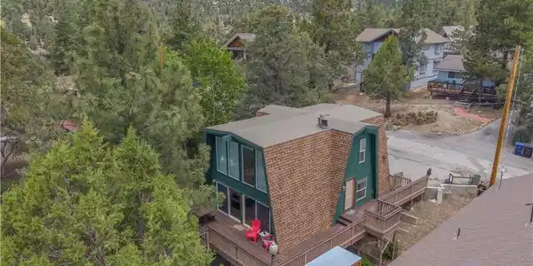 384 Mullins Drive