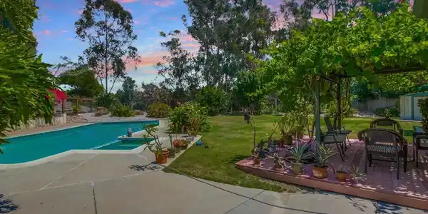 11780 Treeview Pl