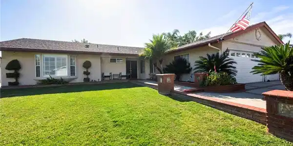 1218 Oak View
