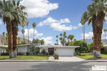 1585 E Sierra Way