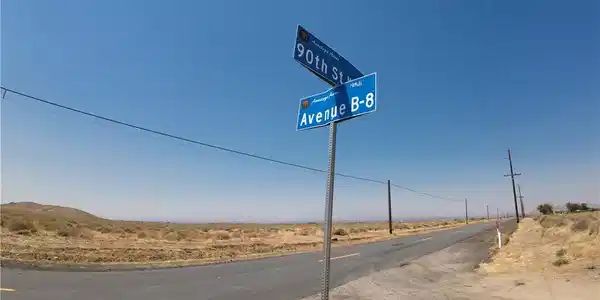 0 Avenue B-8