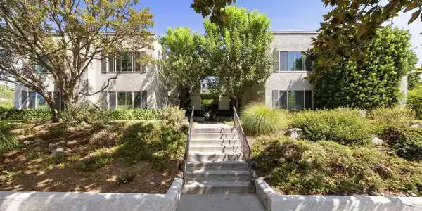 555 W Sierra Madre Boulevard