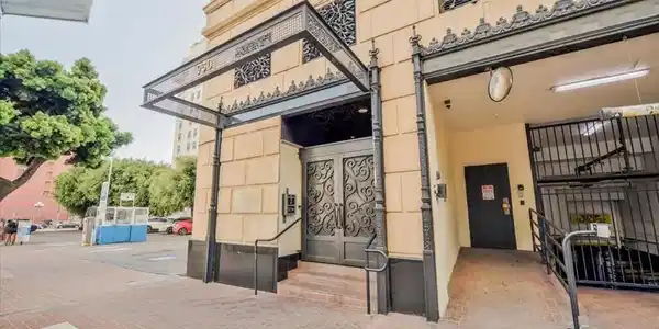 950 6th Ave