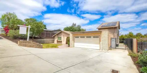 1036 La Solana Drive