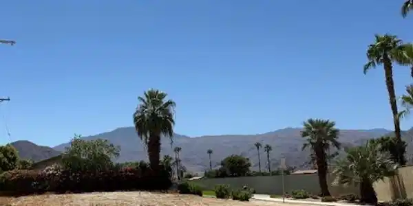 2 Sagebrush Ave