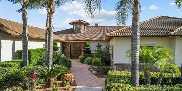35394 Linda Rosea Road