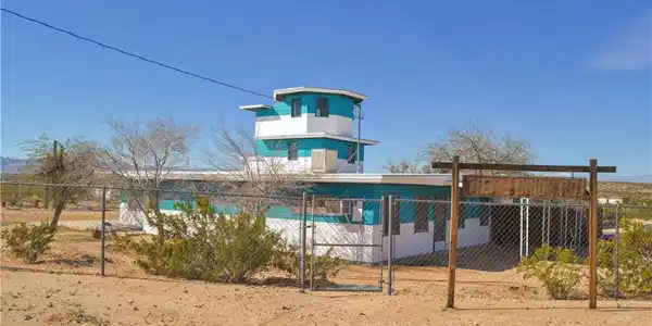 Image 4