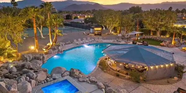 41750 Hermitage Drive
