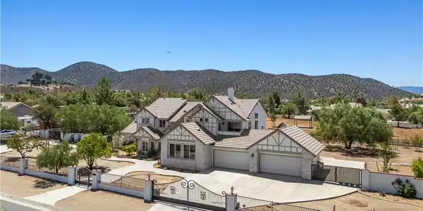 9744 Sweetwater Drive