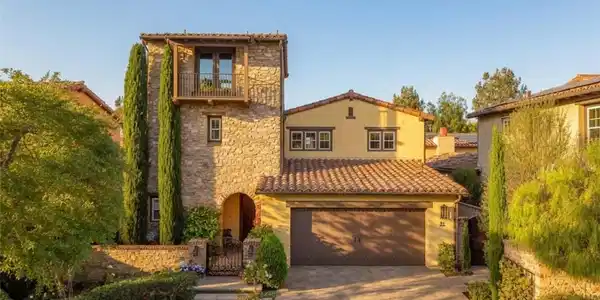 31 Portalon Court