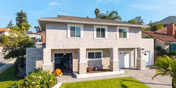 214 Poplar Crest Avenue