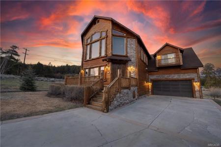 42521 Bear Loop