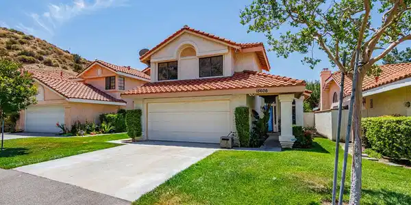 15606 Meadow Drive