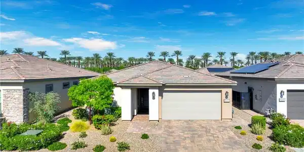 82370 Crane Drive
