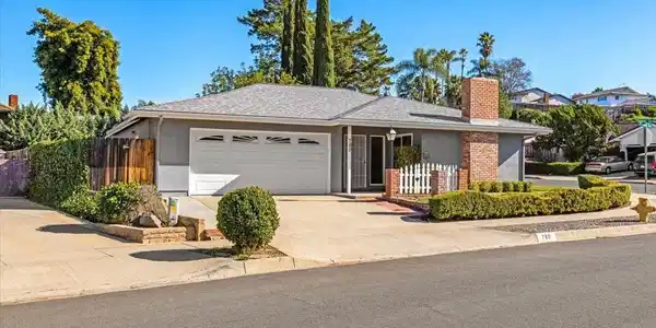 780 Linwood