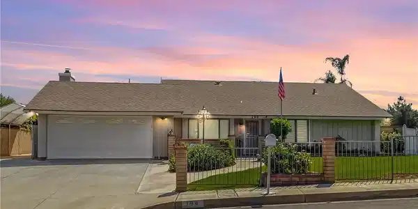 194 W Rosa Court