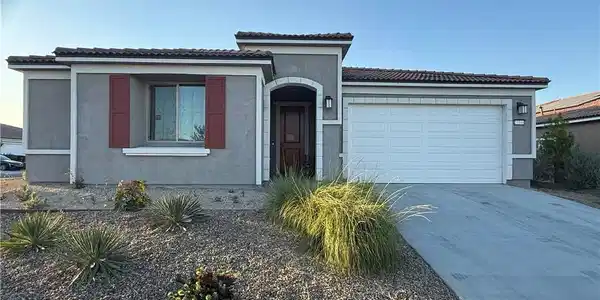 25140 Forest Hills Drive