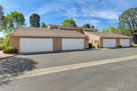 1182 Mountain Gate