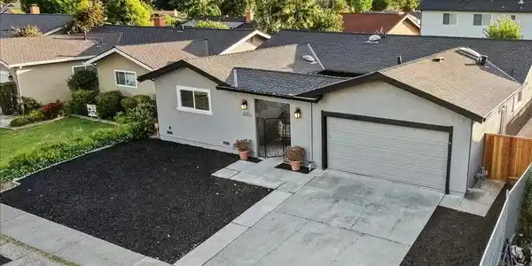 5375 Roxanne Drive