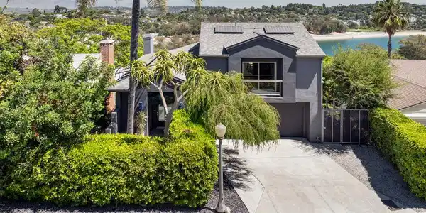 2264 Moreno Drive