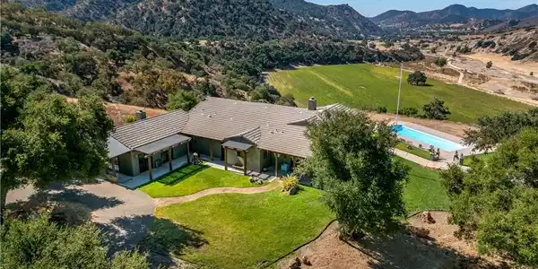 8680 Alamo Creek