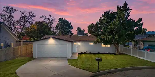 13376 Robin Court
