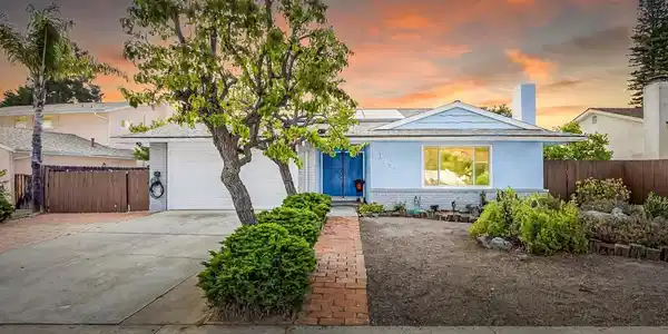 3257 Cristobal Way