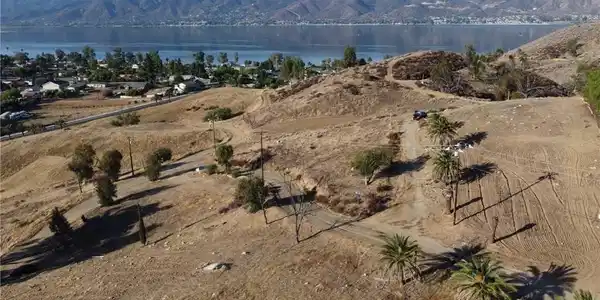 1 Hill Avenue