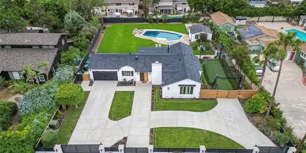 13081 Prospect