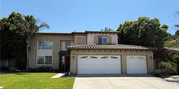 11737 Lois Court