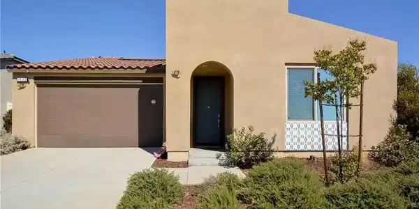 1532 Sky Vista Way