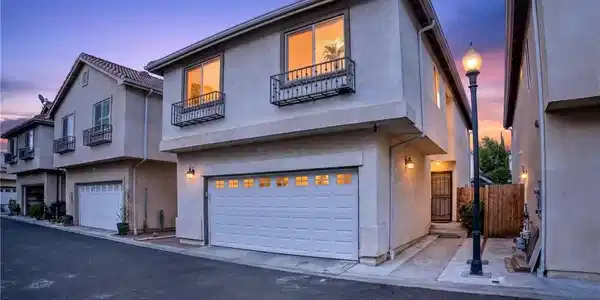 9354 Burnet