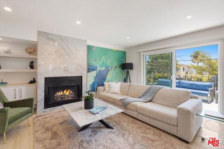 737 Pier Avenue