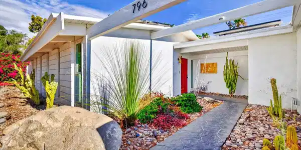 796 E Racquet Club Road