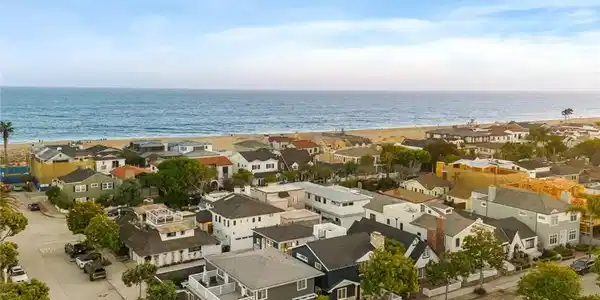1585 Miramar
