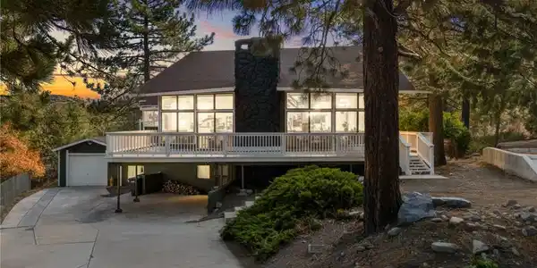 5335 Desert View Court