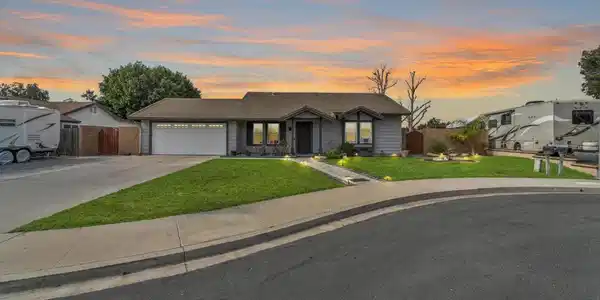 93 Flora Vista Avenue