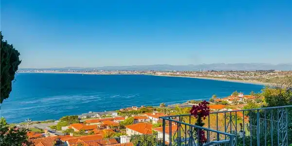 605 Palos Verdes Drive W