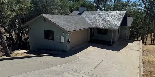 2529 Captains Walk