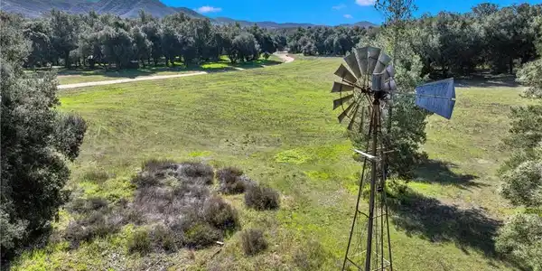 36000 Tenaja Truck Trail