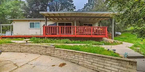 4006 Echo Dr