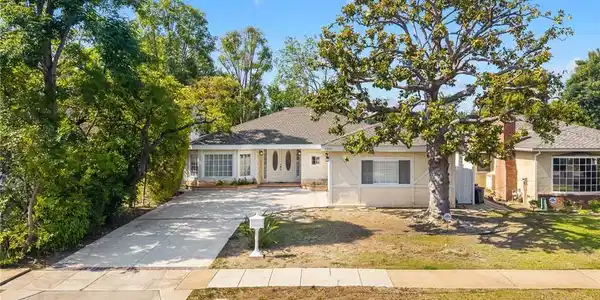 2355 Longden Drive