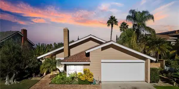 25556 La Mirada Street