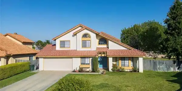 993 S Date Avenue