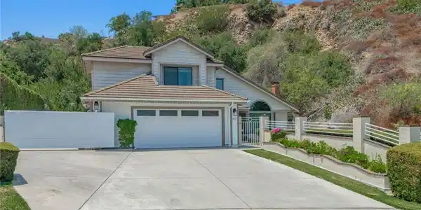 931 Heritage Drive