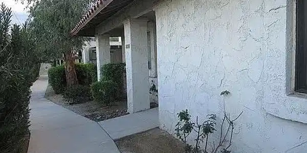 2036 N Mira Vista