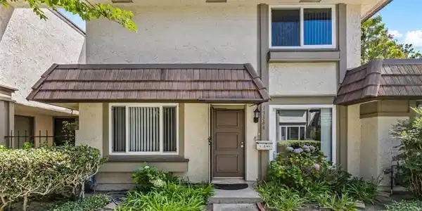 13966 Chelmsford Walk