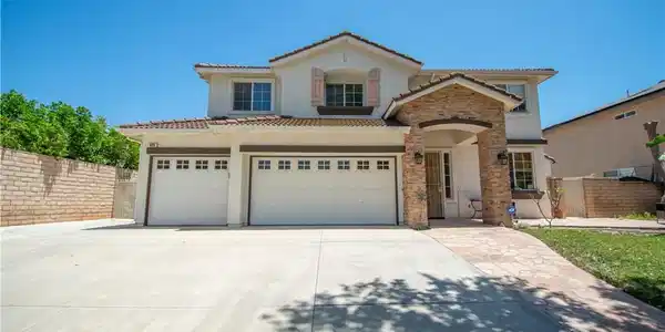 925 Hemingway Drive