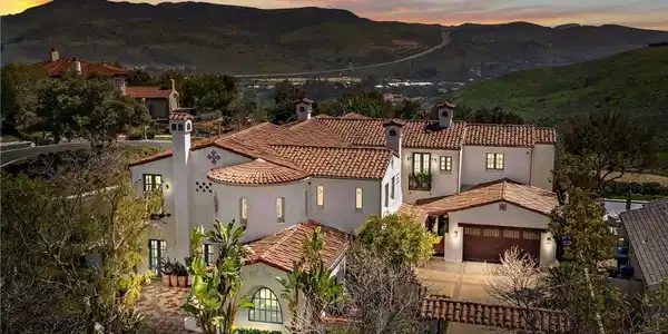 1 Overlook Drive